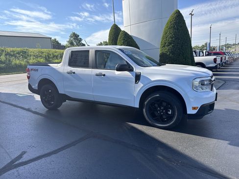 Used 2023 Ford Maverick XLT w/ Equipment Group 300A Standard image 1