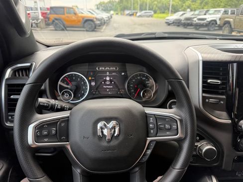 New 2026 RAM 1500 Express AWD/4WD image 20