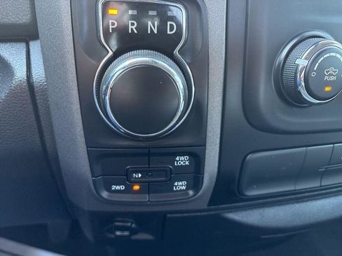 Used 2017 RAM 1500 Express w/ Express Value Package AWD/4WD image 22