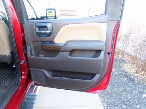 Used 2018 GMC Sierra 2500 Denali w/ Duramax Plus Package image 16