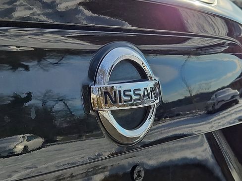 Certified 2022 Nissan Rogue Sport S image 28