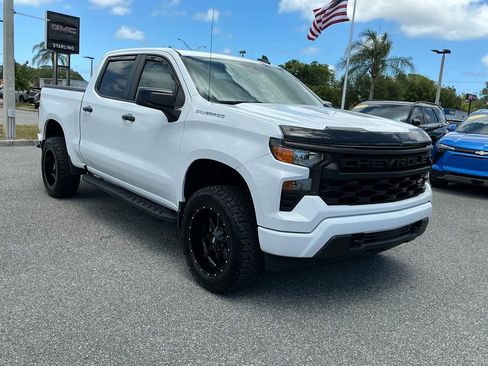 Used 2023 Chevrolet Silverado 1500 Custom RWD image 9