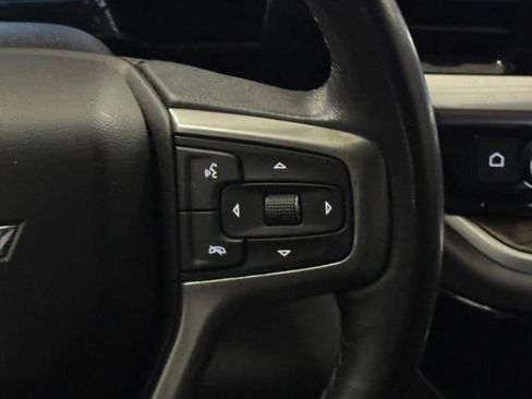 Used 2022 Chevrolet Silverado 1500 LT AWD/4WD image 12