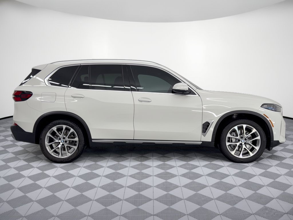 Used 2026 BMW X5 sDrive40i w/ Premium Package RWD image 8
