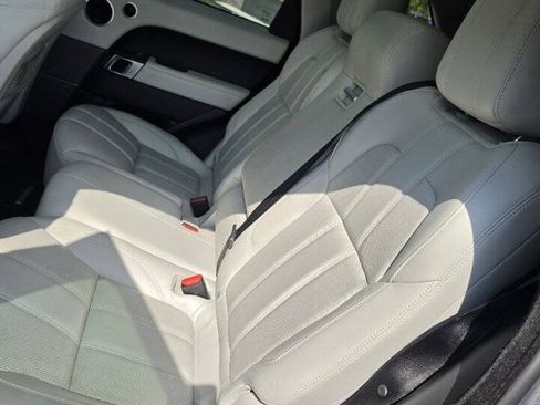 Used 2016 Land Rover Range Rover Sport SE AWD/4WD image 27