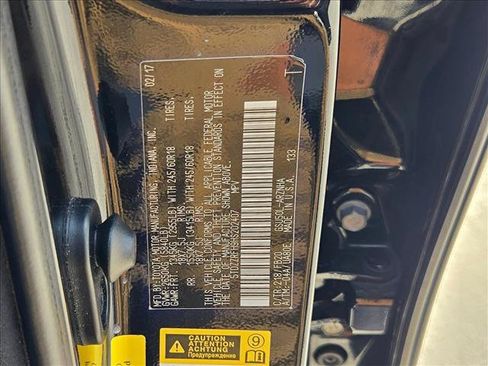 Used 2017 Toyota Highlander LE FWD image 23