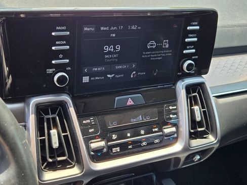 Used 2021 Kia Sorento EX FWD image 22