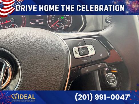 Used 2019 Volkswagen Jetta SE w/ Cold Weather Package FWD image 33