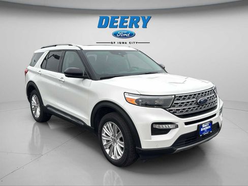 Used 2022 Ford Explorer Limited w/ Equipment Group 301A image 9