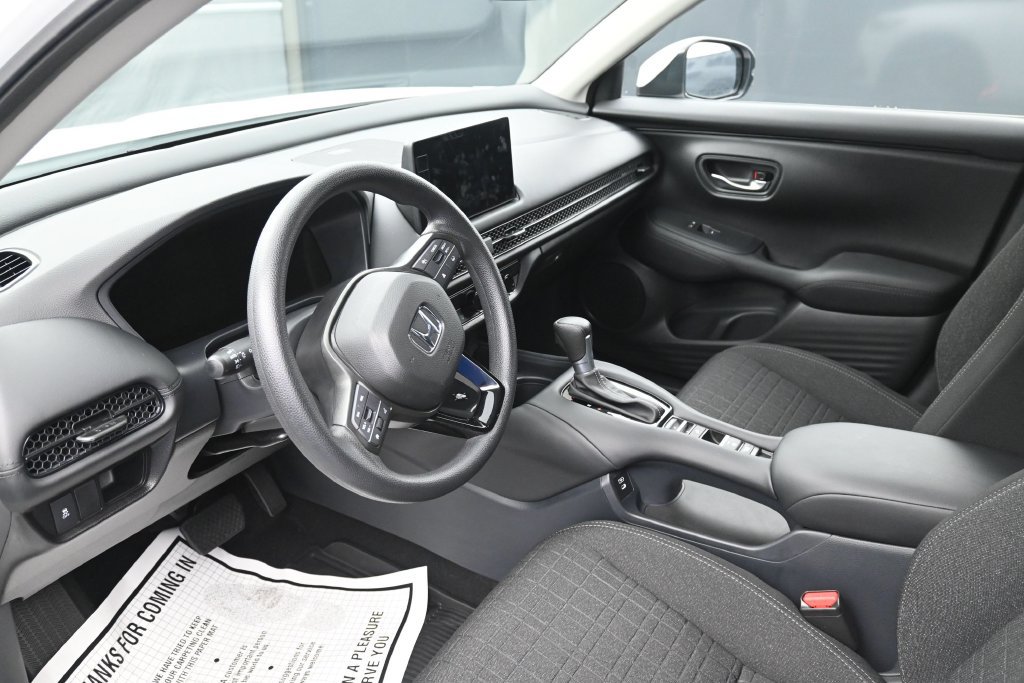 Certified 2026 Honda HR-V LX image 28
