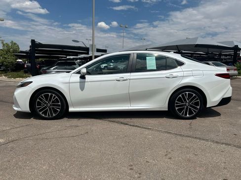 Used 2025 Toyota Camry XLE image 5