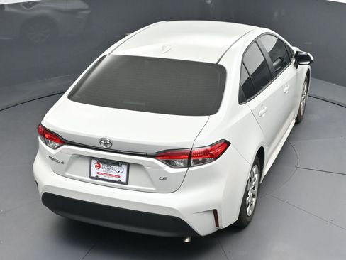 Certified 2025 Toyota Corolla LE image 35