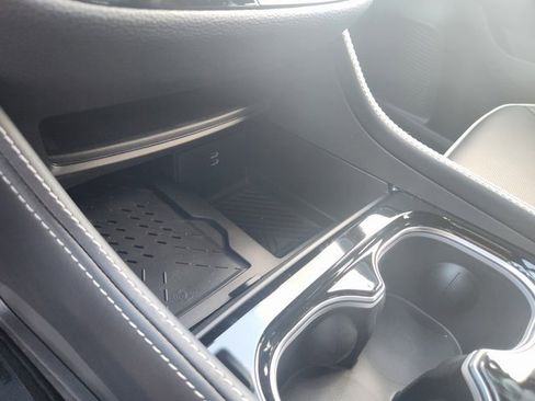 New 2026 Chrysler Pacifica Limited w/ S Appearance Package image 17