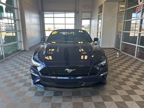 Used 2019 Ford Mustang GT image 2