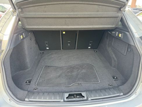 Used 2017 Jaguar F-PACE Prestige image 31