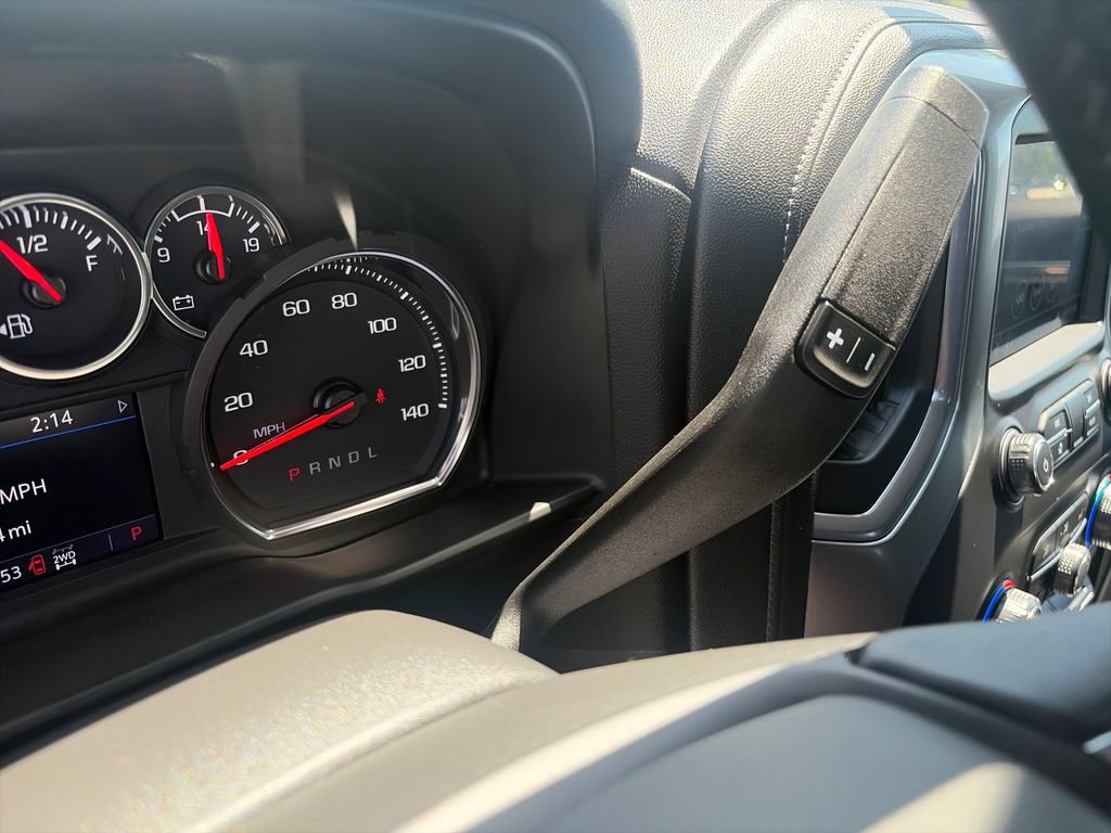 Used 2020 Chevrolet Silverado 1500 LT w/ All-Star Edition AWD/4WD image 23