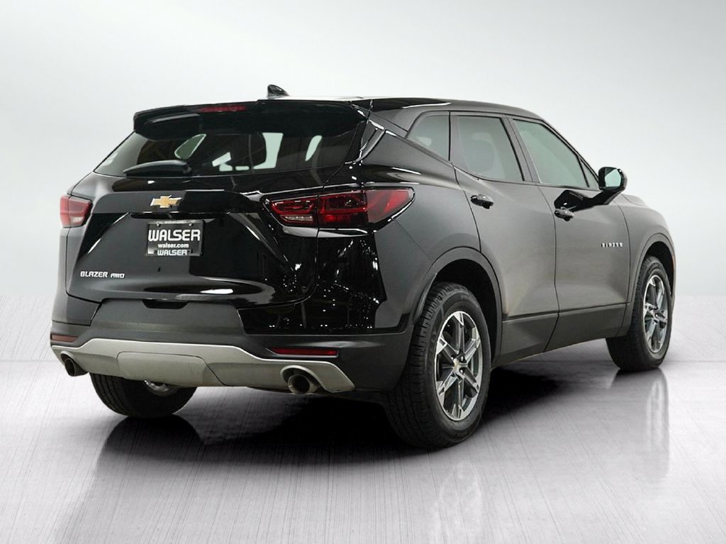 Used 2023 Chevrolet Blazer LT AWD/4WD image 5