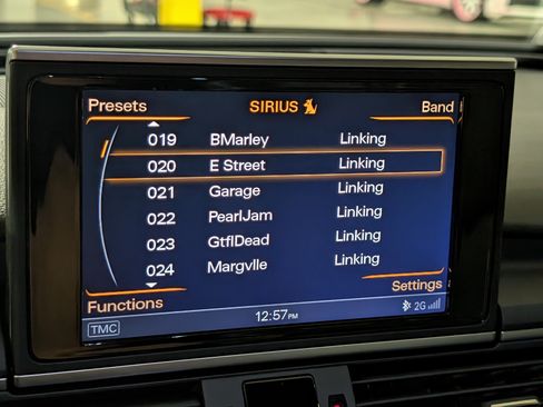 Used 2015 Audi S6 AWD/4WD image 34