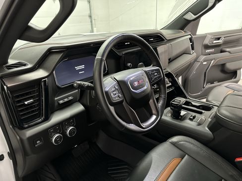 Used 2026 GMC Sierra 1500 AT4 w/ AT4 Premium Package AWD/4WD image 20