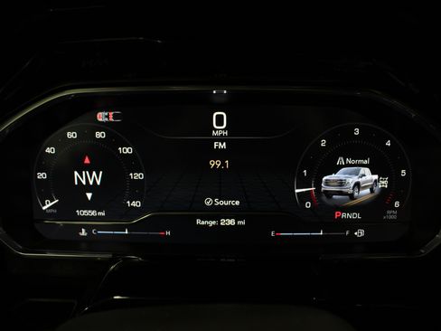 Used 2024 GMC Sierra 1500 SLT image 14