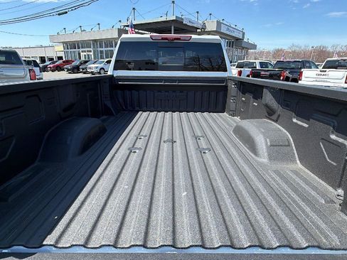 New 2026 GMC Sierra 3500 Denali Ultimate AWD/4WD image 11