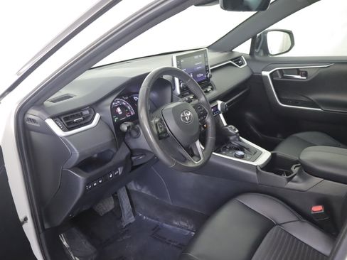 Used 2022 Toyota RAV4 XSE w/ XSE Grade Weather Package AWD/4WD image 11
