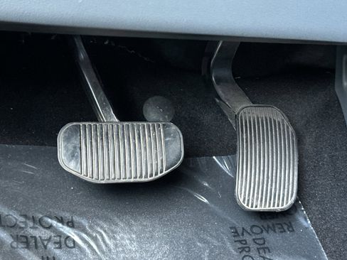 Used 2024 Ford F150 XLT w/ Equipment Group 302A MID image 43