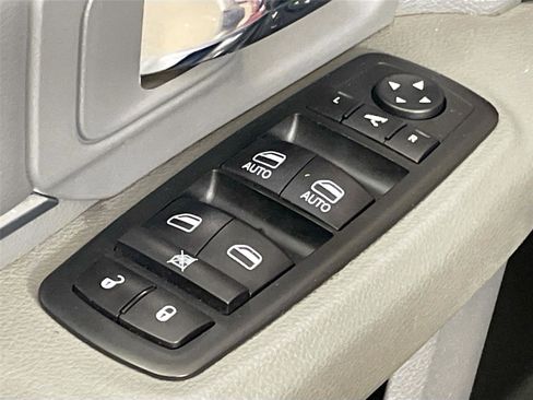 Used 2019 RAM 1500 Big Horn AWD/4WD image 19