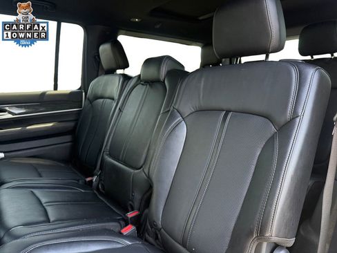Used 2022 Jeep Wagoneer Series II w/ Premium Group I AWD/4WD image 14