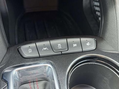 Used 2023 Chevrolet TrailBlazer RS w/ Convenience Package image 26