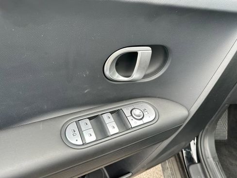 Used 2024 Hyundai Ioniq 5 SEL image 18
