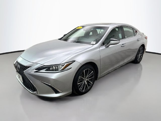 Used 2022 Lexus ES 300h w/ Premium Package FWD image 3
