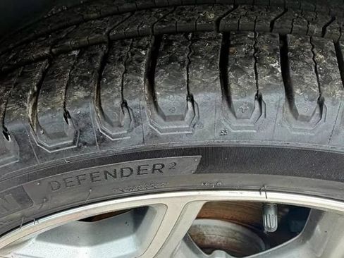 Used 2017 Ford Escape Titanium w/ Equipment Group 301A FWD image 5