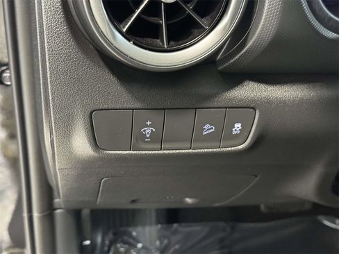 Used 2023 Hyundai Kona SEL image 26