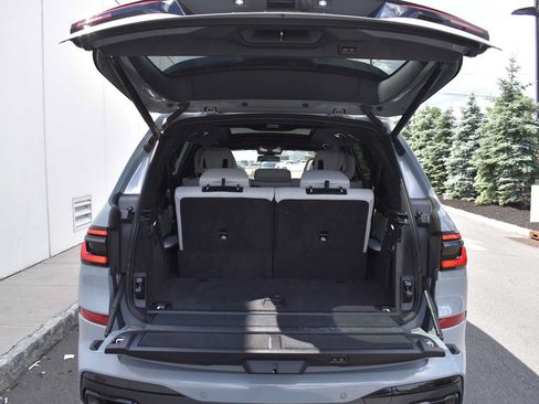 Certified 2024 BMW X7 xDrive40i w/ Executive Package AWD/4WD image 13