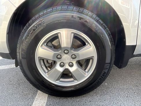 Used 2011 Honda Pilot EX image 10