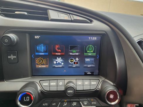 Used 2019 Chevrolet Corvette Z06 RWD image 39