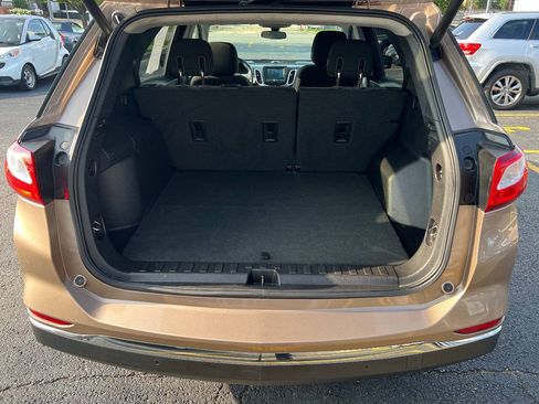Used 2018 Chevrolet Equinox LT AWD/4WD image 15