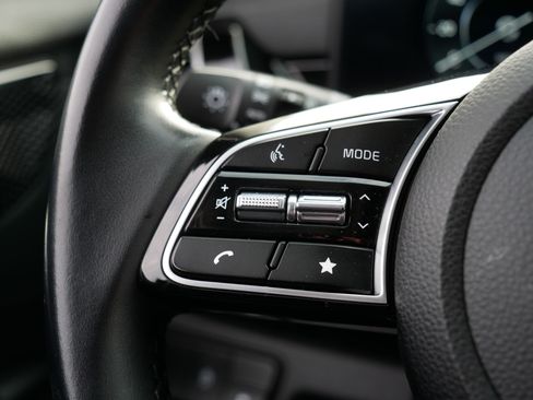 Certified 2024 Kia Seltos S image 28