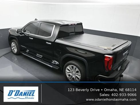 Used 2020 GMC Sierra 1500 Denali w/ Denali Premium Package AWD/4WD image 15