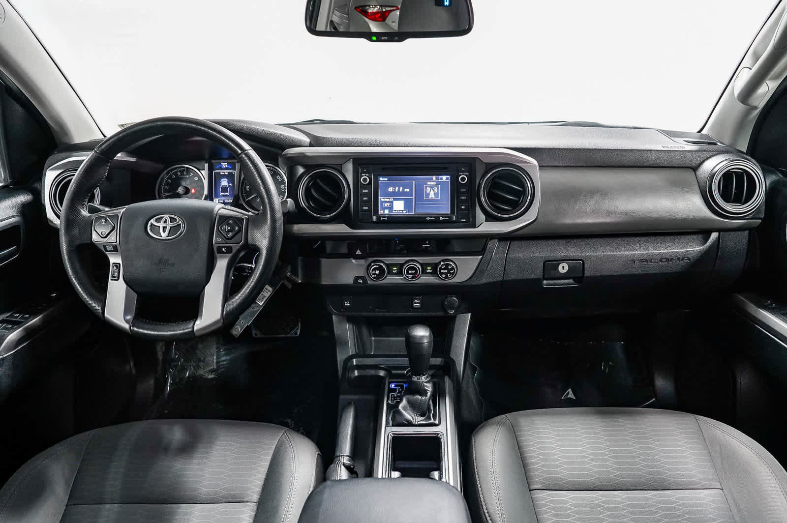 Certified 2016 Toyota Tacoma SR5 w/ SR5 Appearance Package (SN) RWD image 12