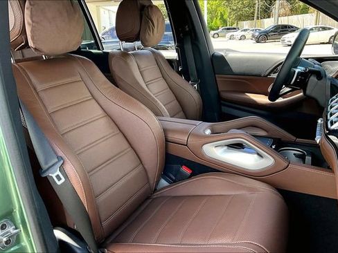 Certified 2025 Mercedes-Benz GLS 580 4MATIC image 30