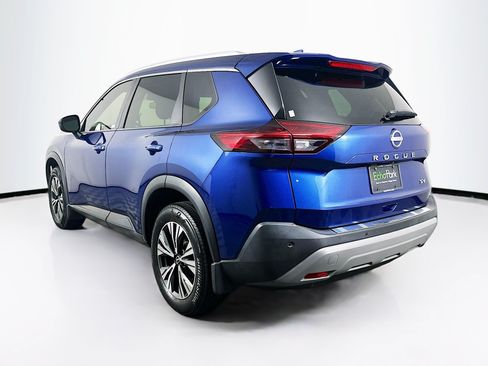 Used 2023 Nissan Rogue SV w/ SV Premium B Package FWD image 5