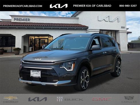New 2025 Kia Niro SX Touring image 2