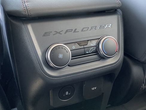 New 2026 Ford Explorer Active w/ Active Comfort Package image 28