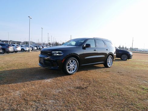 Used 2024 Dodge Durango GT image 8