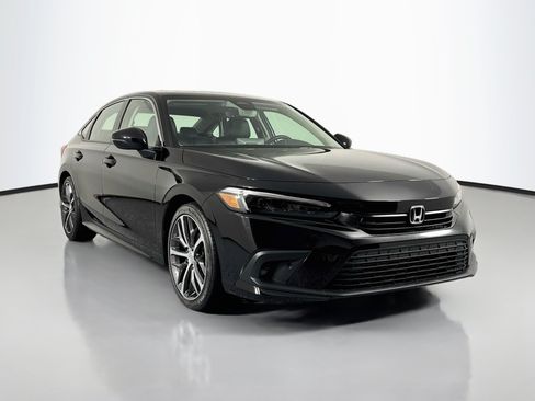 Certified 2024 Honda Civic Touring image 3