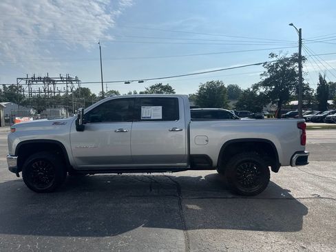 Used 2023 Chevrolet Silverado 3500 LTZ w/ LTZ Plus Package AWD/4WD image 4