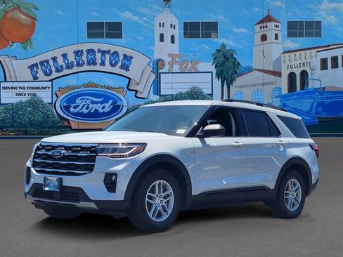 New 2026 Ford Explorer Active w/ Active Comfort Package RWD image 2