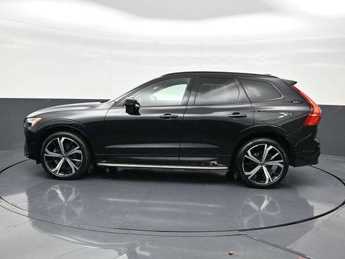 Certified 2022 Volvo XC60 B5 R-Design w/ Advanced Package image 2